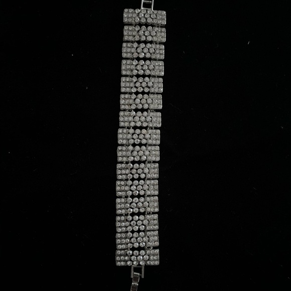 🆕🔥Crystal bracelet - Picture 2 of 4